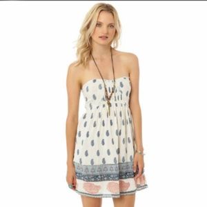 COPY - Strapless Summer Dress by O'Neill